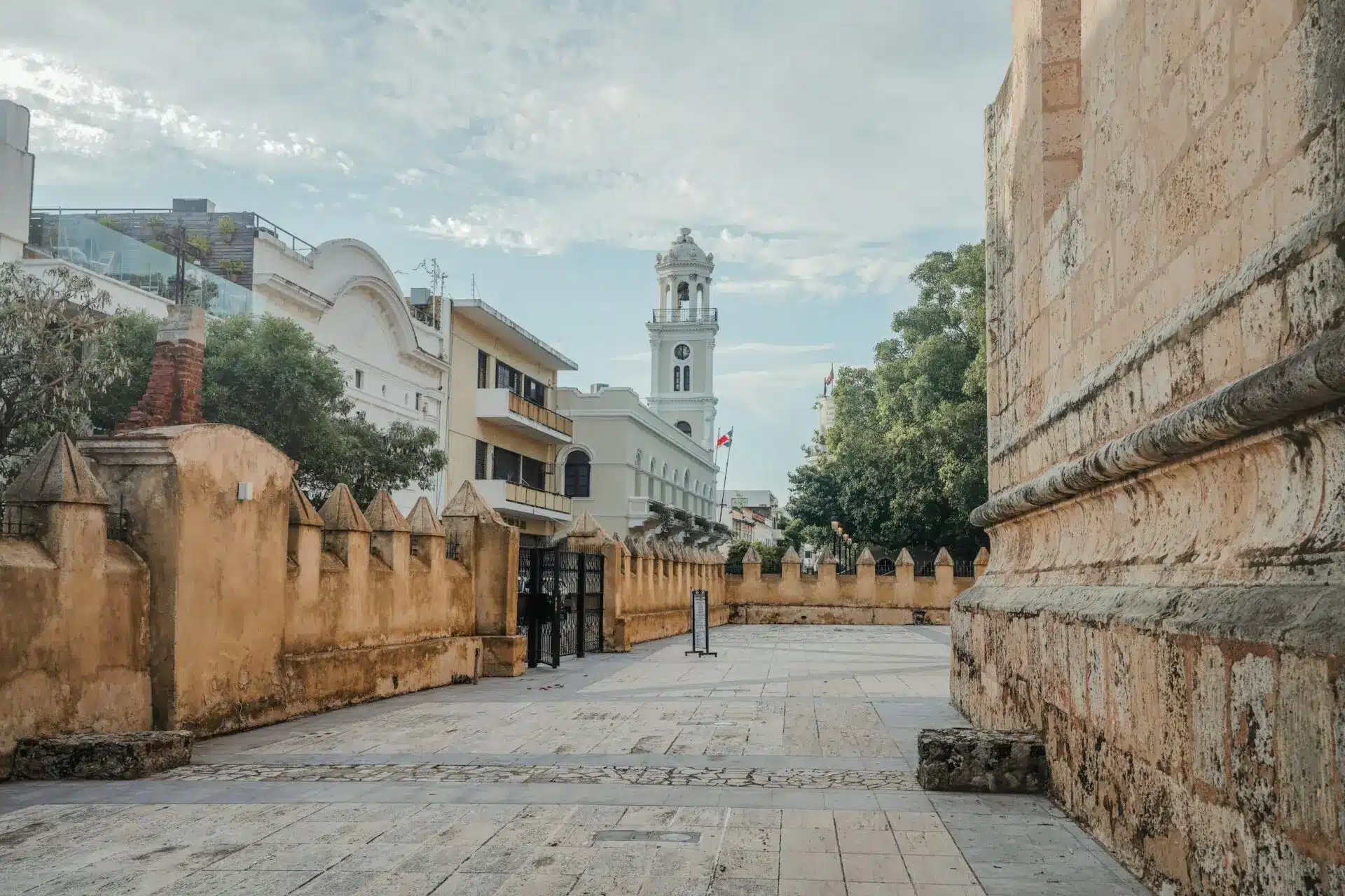 aldward-castillo-8q41O5b7BEI-unsplash