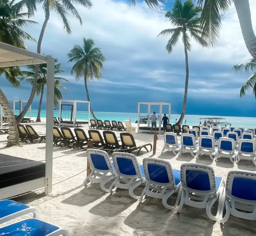 Chairs and beds on Saona beach