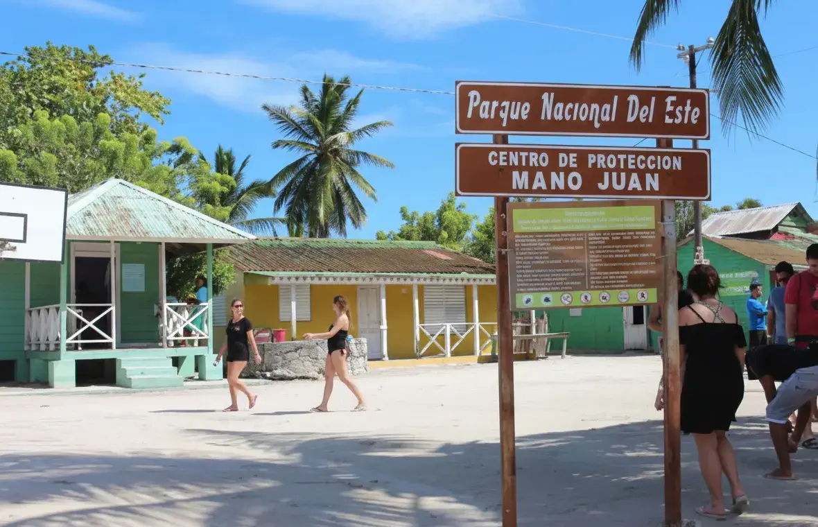 Mano Juan Village